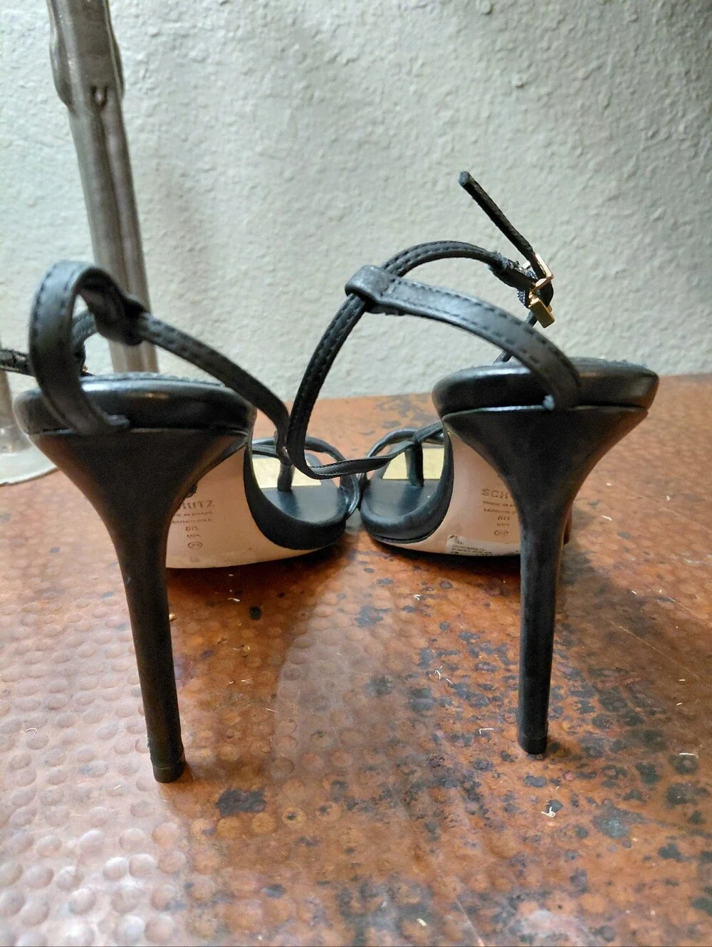Schutz Sz. 8B Black Leather Vikki Sandals Heels